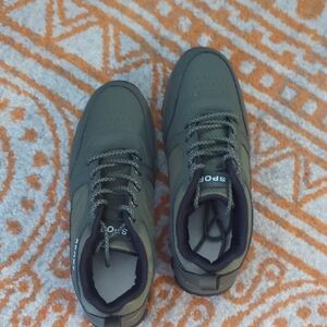 Men's Sport Green Sneakers